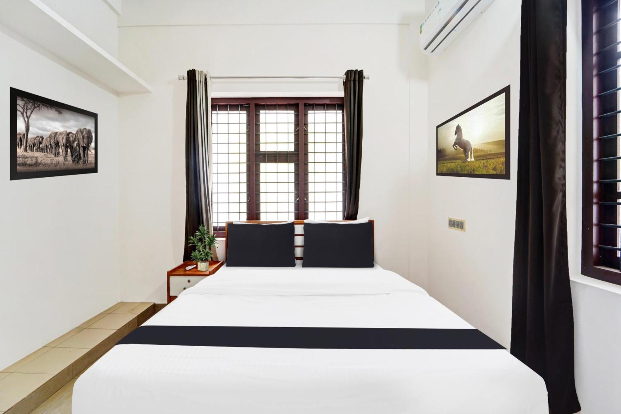 Super Hotel O West Hill Near Mietra Hospital Varakal Экстерьер фото